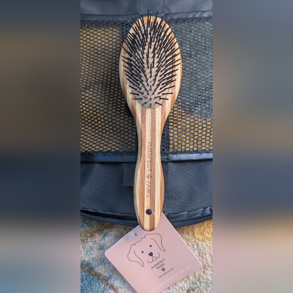 NWT Perfect Paws Pin & Bristle Brush